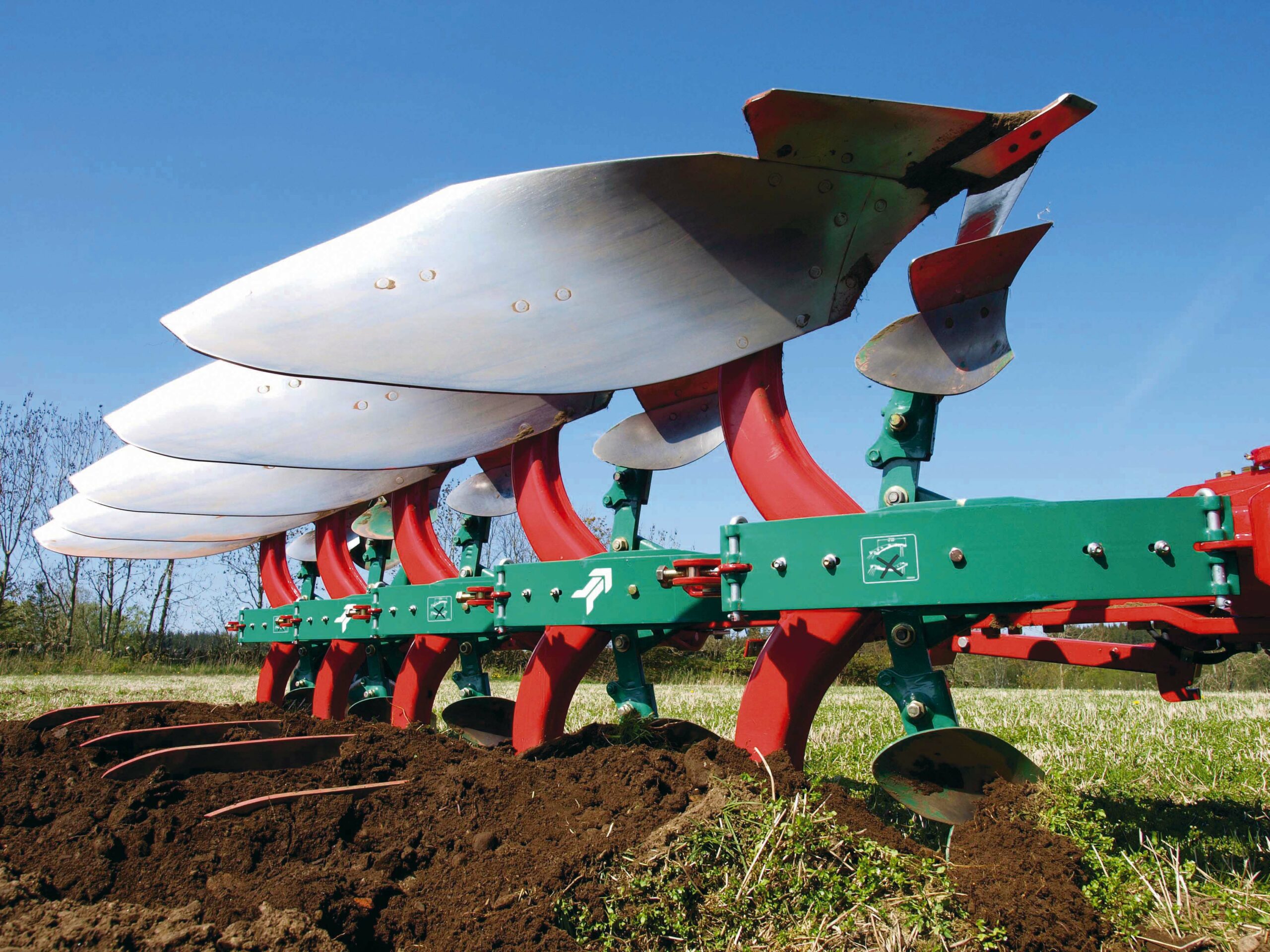 Kverneland ES Mounted Reversible Plough